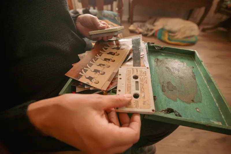 Pinned in Time: How Amanda Fischer Collectors Are Turning Their Merch Into Living Scrapbooks